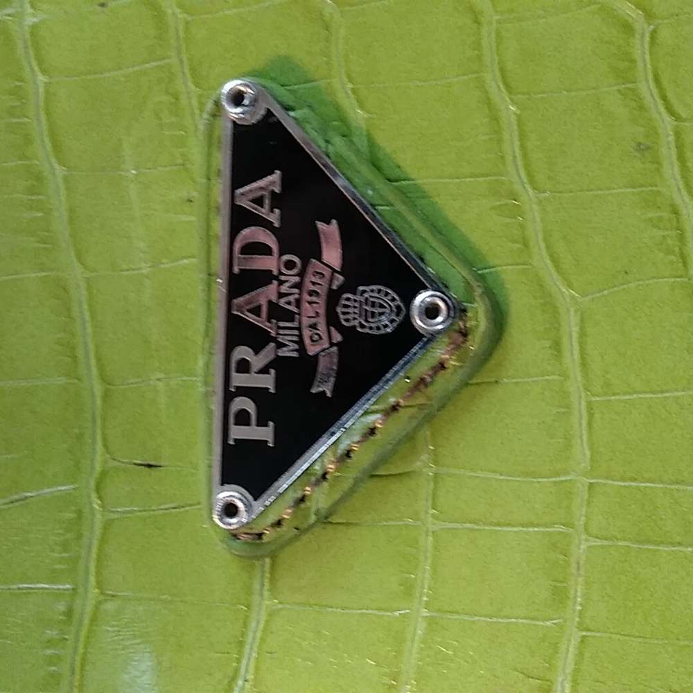Prada purse - Picture 5 of 14